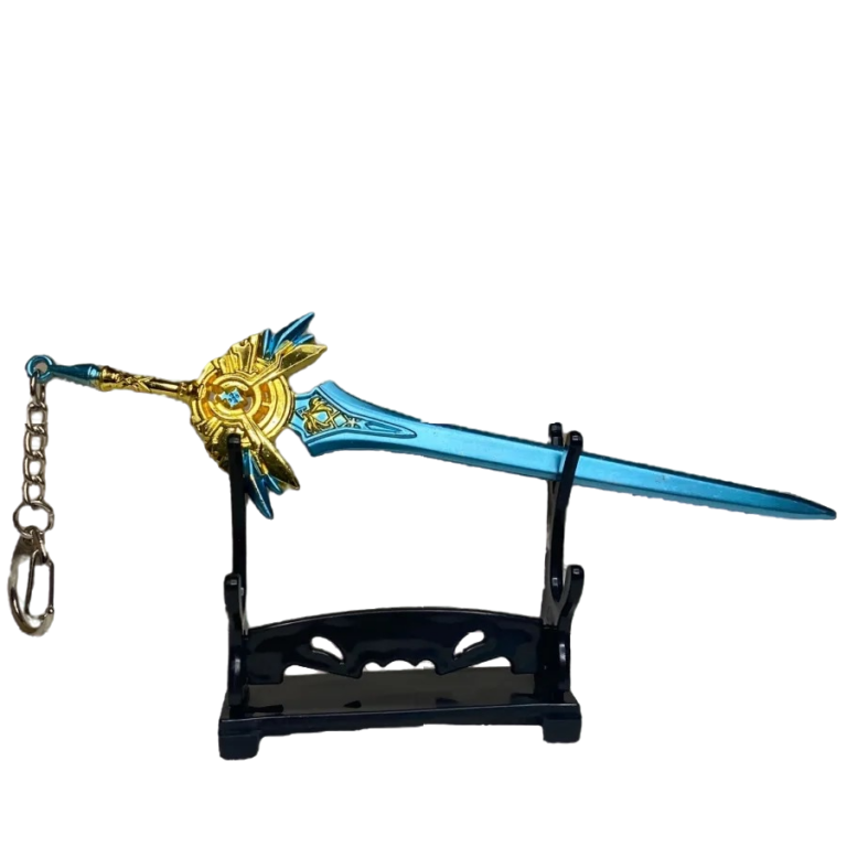 Mini réplique de la Lame de la Voûte d'Azur, inspirée de Genshin Impact, exposée sur un support noir. L'épée arbore une lame bleu vif avec des motifs dorés détaillés sur la garde, qui adopte une forme majestueuse et ornée. Une chaîne métallique avec un anneau est attachée au manche pour servir de porte-clés.
