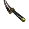 Vue détaillée du katana Shusui de Roronoa Zoro, mettant en avant son manche noir et blanc tressé, sa garde dorée et sa lame noire aux motifs rouges, accompagné de son fourreau décoré de symboles roses.
