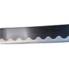 Vue rapprochée de la lame en acier avec motif ondulé du Katana Yubashiri de Zoro, inspiré de One Piece.